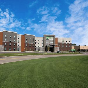 Holiday Inn & Suites Sioux Falls - Airport, An Ihg Hotel